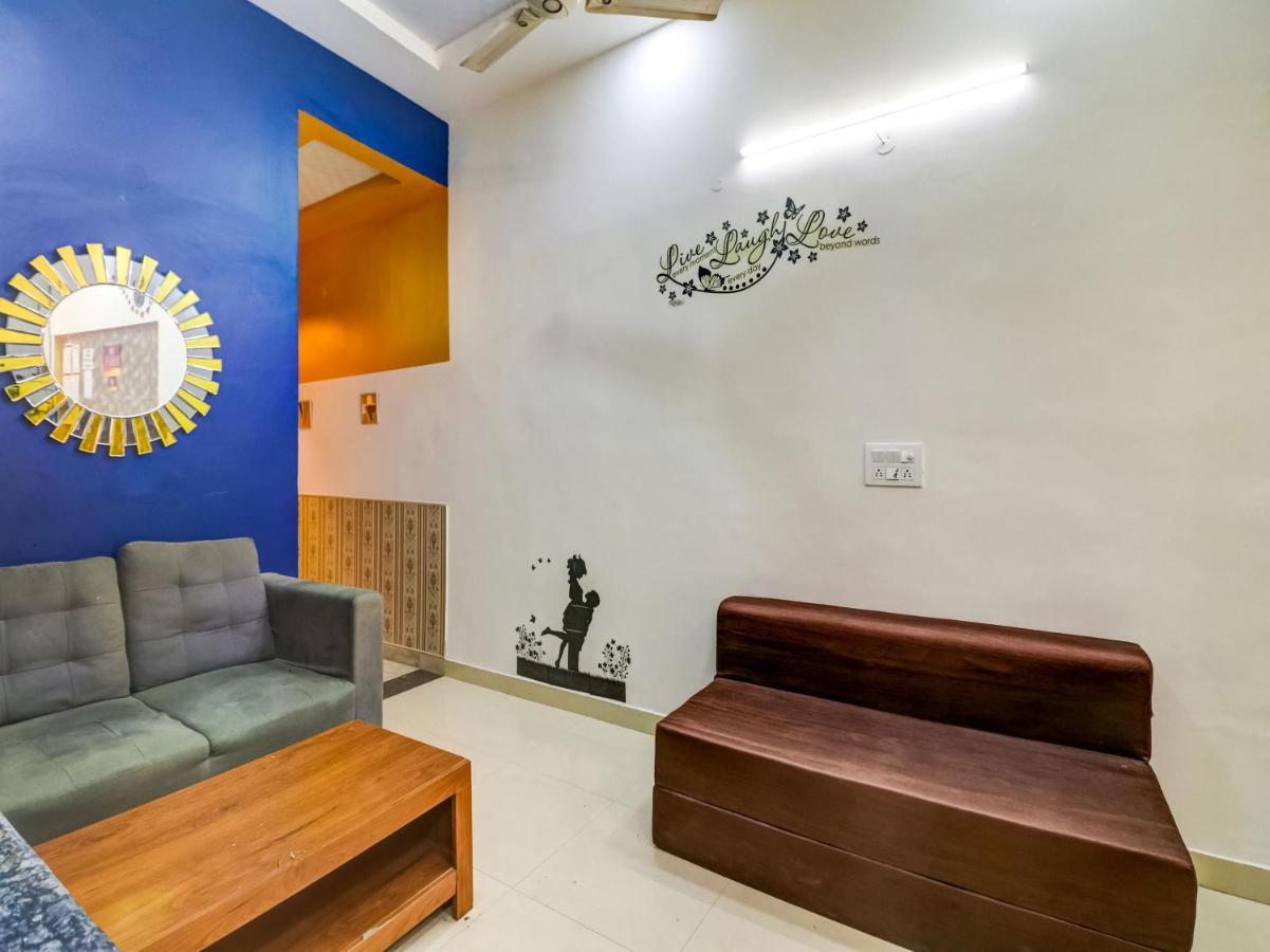 Oyo 74060 Taj Residency Otel Yeni Delhi Dış mekan fotoğraf
